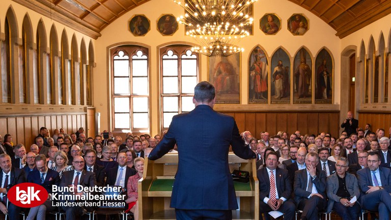 Staatsminister Beuth bei seiner Rede II.jpg