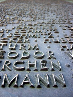 BDK fordert Gedenkstätte für im Dienst verstorbene Polizeibeamte - DPolG schließt sich an BDK fordert Gedenkstätte für im Dienst verstorbene Polizeibeamte - DPolG schließt sich an