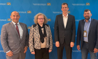 Landesvorstand Bayern zu Unterredungen mit dem Leiter der Abteilung C 3 im bayrischen Staatsministerium des Inneren, für Sport und Integration Landesvorstand Bayern zu Unterredungen mit dem Leiter der Abteilung C 3 im bayrischen Staatsministerium des Inneren, für Sport und Integration