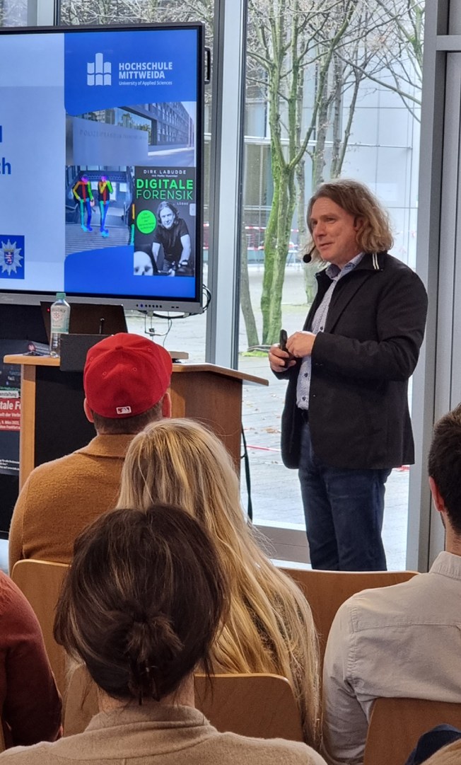 He- Fachveranstaltung mit Prof Dr Labudde in FFM b.jpg