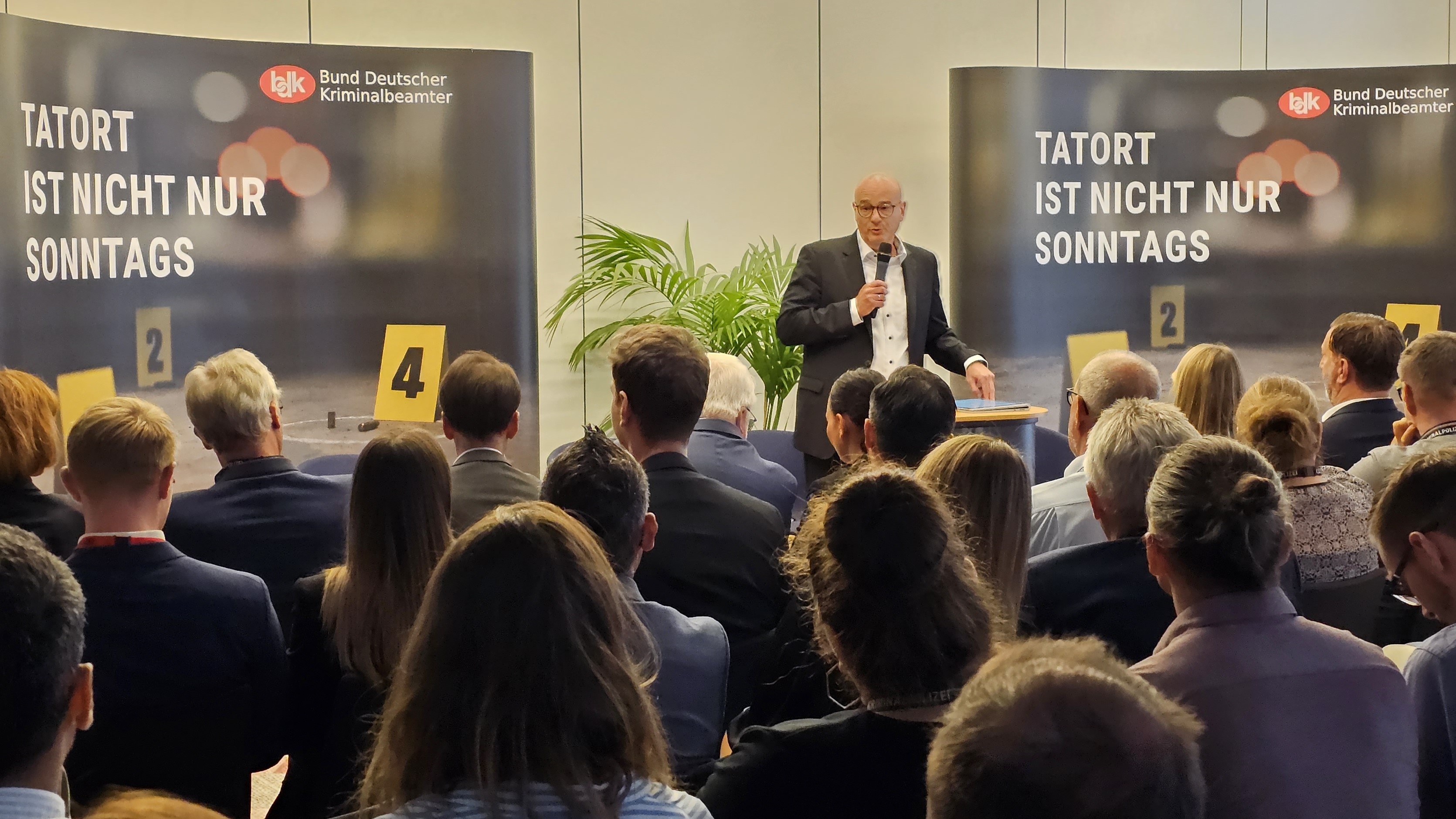 HE_20230918_Parlam Abend 02.jpg