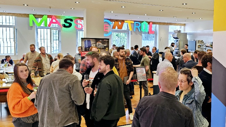 HE_20240430_FV KI 11.04.24 09.jpg