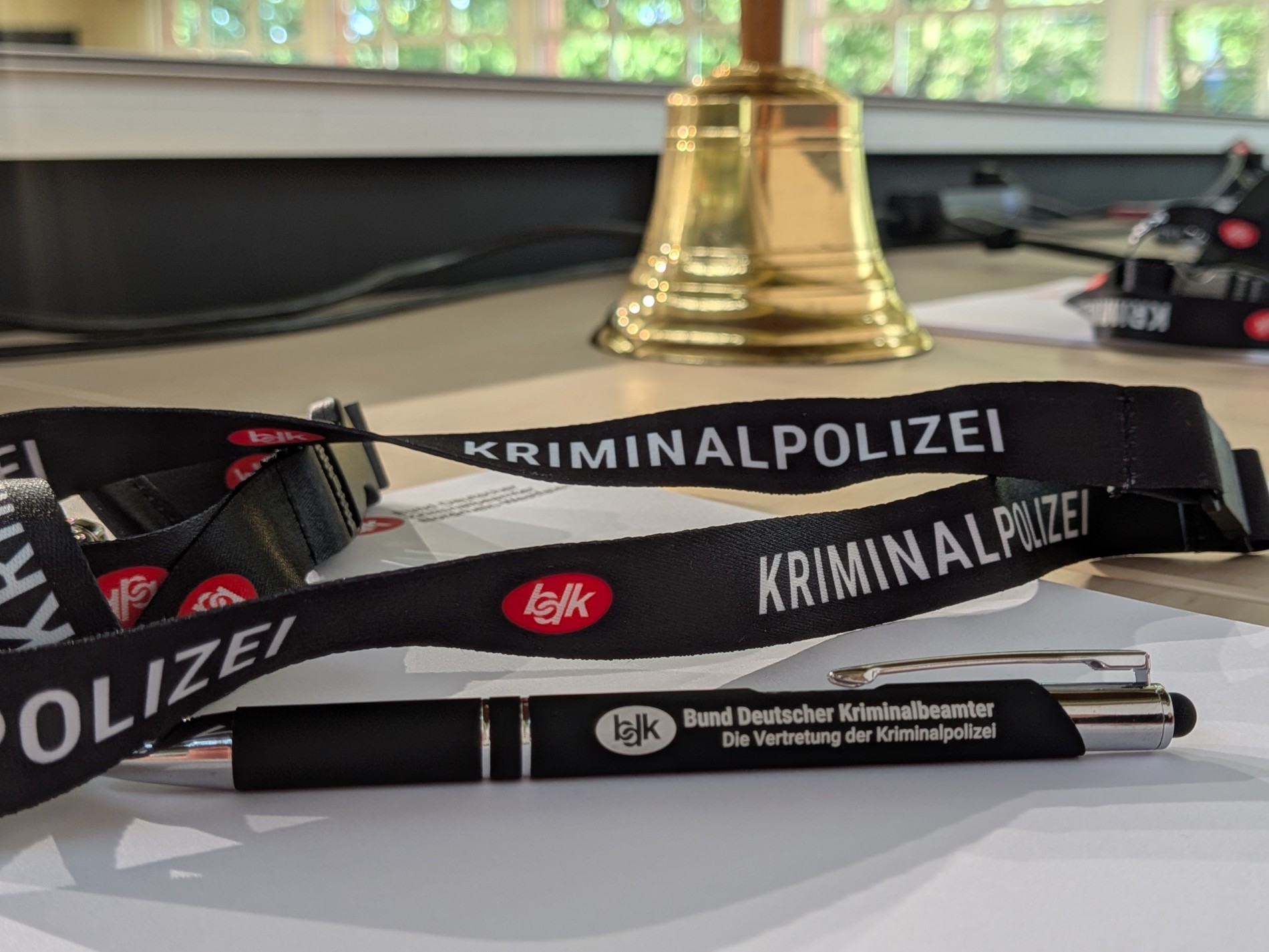 NRW_260908_LDT_Kripoband_Glocke.jpg