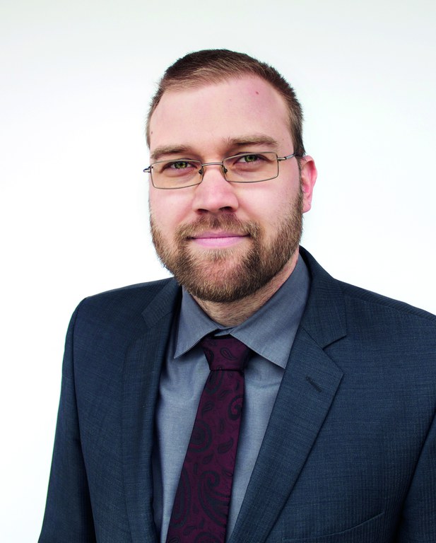 BW_Steffen_Mayer_CMYK_300dpi.jpg