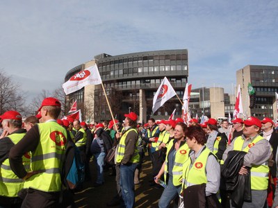 Einkommensrunde 2013 - Großdemo in Düsseldorf: +6,5% Einkommensrunde 2013 - Großdemo in Düsseldorf: +6,5%