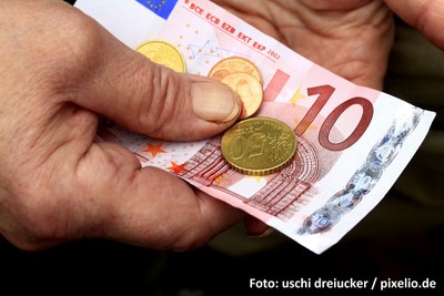 Fazit der Besoldungsrunde 2013/2014: Das Kämpfen hat sich gelohnt, zufrieden sind wir nicht Fazit der Besoldungsrunde 2013/2014: Das Kämpfen hat sich gelohnt, zufrieden sind wir nicht