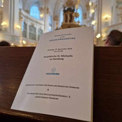 Gedenkstunde zum Volkstrauertag im Hamburger „Michel“ Gedenkstunde zum Volkstrauertag im Hamburger „Michel“