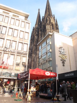 Mahnwache in Köln, Wallrafplatz (Dom) am 16.12.2009, 12.00 bis 22.00 Uhr Mahnwache in Köln, Wallrafplatz (Dom) am 16.12.2009, 12.00 bis 22.00 Uhr