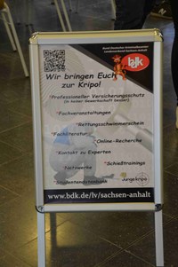 Mitgliederwerbung an der Fachhochschule in Aschersleben- Junge Kripo setzt klare Signale