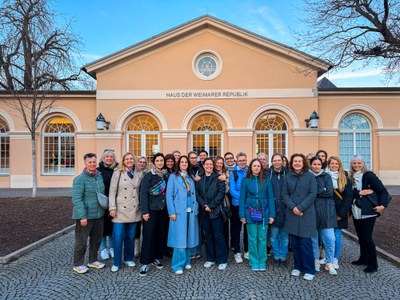 Resilient und zuversichtlich – was macht uns stark und zufrieden?