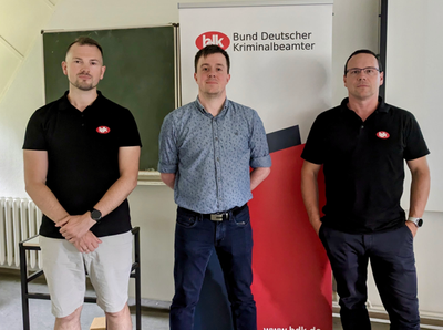 Rückblick auf die AG Kriminalistik - Thema: Wundballistik Rückblick auf die AG Kriminalistik - Thema: Wundballistik