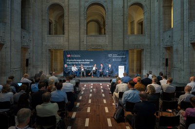 Straftaten über die Blockchain klären - Aus- und Fortbildung sicherstellen!