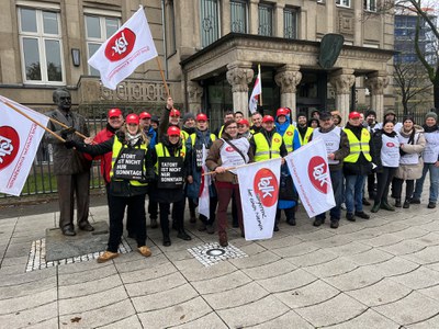 Warnstreik und Protestaktionen in Düsseldorf