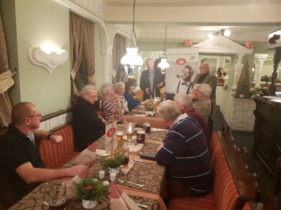 Weihnachtstreffen der Pensionäre BV Halle-Merseburg Weihnachtstreffen der Pensionäre BV Halle-Merseburg